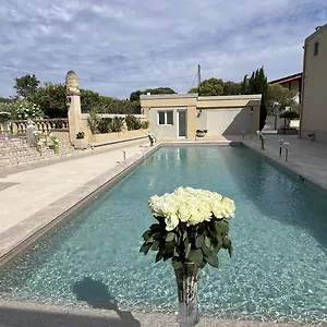 https://villa-maya.fr-provencehotel.com
